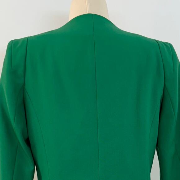 Escada Green 2-Piece Skirt Suit Blazer Wool Blend Green | Size 38 & 40 (US 8-10) - Picture 9 of 16
